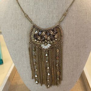 Analena Pendant necklace